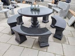 DECORATIVE TABLES & CHAIRS